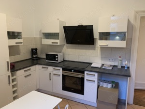 Praxisraum (30qm) in schönem Altbau zur Untermiete ab Mai Juni 