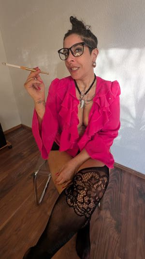 Deutsche Milf - sinnlich & feurig Bild 2
