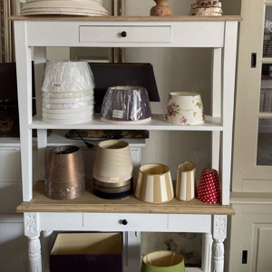 Diverse Lampenschirme Leuchtendeckel Stehleuchten neu aus einem Resteverkauf in Starnberg Preis für 