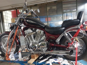 Suzuki VS 1400  GL Intruder Bild 3