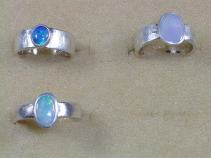 NEU: HANDARBEIT: 3x Ring 999 Silber mit Opal - je 60,- Bild 2