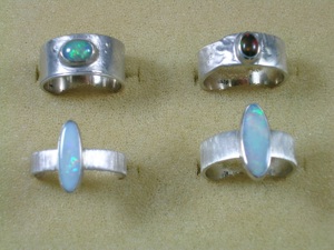 NEU: HANDARBEIT: 4x Ring ab 50,-   925 Silber mit Opal