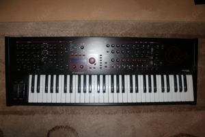 Waldorf Q+ Hybrid Synthesizer inkl. Q-Card und Case, sehr selten, Top-Zustand