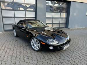 Jaguar XK 8