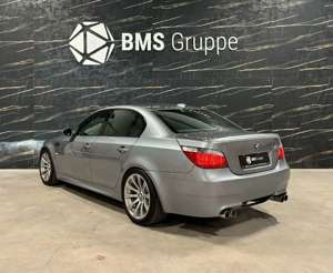 BMW M5 E60 / EU-version /  507 PS / Originalzustand Bild 4
