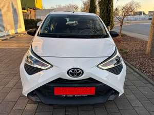 Toyota Aygo x Bild 2