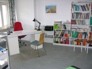 Stehpult aus Aluprofilen   Bild 3