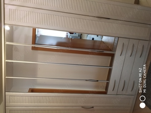 Dielen-Garderobenschrank mit Spiegel 