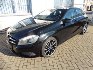Mercedes-Benz A 180 Style*XENON*PDC*Panoramadach*Teilleder...
