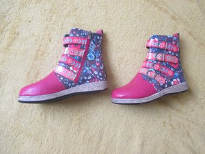 NEU * Blumen * Blüten * Flower-Power Boho- Style * Stiefel Stiefeletten * Boots * Gr. 35- 36  3- 4 