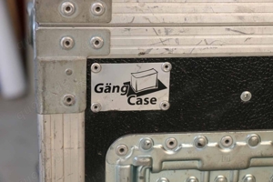 JB Lighting 4 x LED Moving Light JBLED A7 Zoom inkl. Case Bild 7