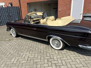 Mercedes-Benz 280 w111 Cabrio Bild 1