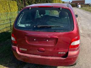Renault Scenic Scenic 1.9 dCi Emotion Bild 3
