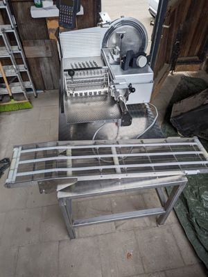Aufschnittmaschine automatisch von Bizerba Bild 4