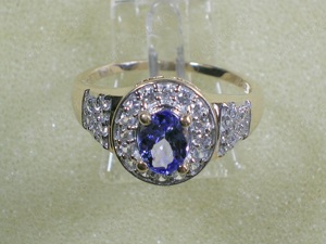 NEU: Ring Größe 18   56,5 375 Gold mit AA-Tansanit + Zirkon