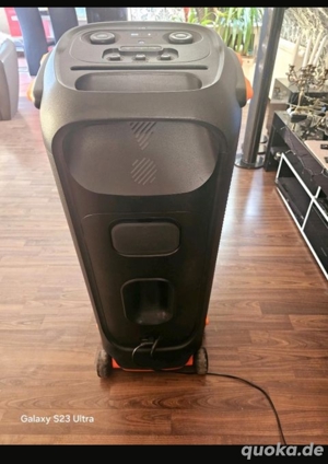 JBL 710 