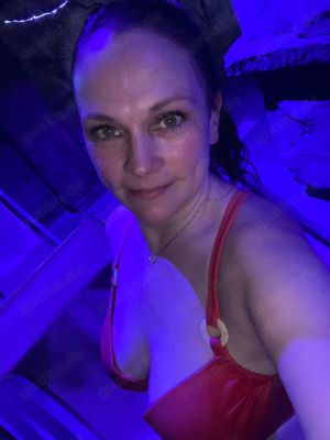 Deutsche Milf 33 in Karlsruhe besuchbar für GV und BJ  Bild 7