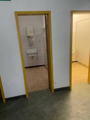 Gewerbefläche in Walzbachtal zu vermieten - Ideal für Büro, Geschäft oder Lager Bild 8