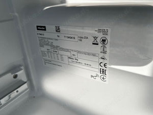 bulthaup System 20. Kühlschrank Element MIELE. TOP Bild 4