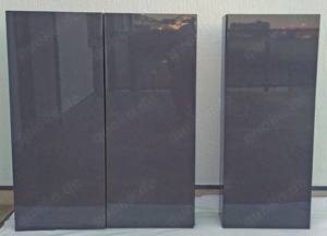 3 Badhängeschränke; Farbe: dunkelgrau (Ganz), mit Glasböden; gebraucht, sehr guter Zustand