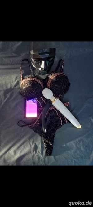 Cam 2 Cam mit Milfy Tamy Bild 2