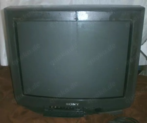 Besitzen Sie noch VHS Videos? SONY Röhrenfernseher 50 cm + Videorekorder-