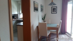 Helle 4 Zi Wohnung im Grünen  Bild 3