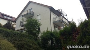 Helle 4 Zi Wohnung im Grünen 