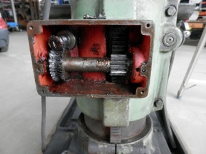 Suche für WMW Säulenbohrmaschine BS25 Zahnrad für Bohrtischverstellung
