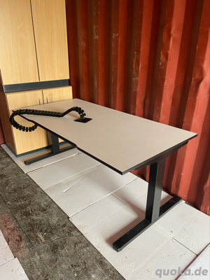 Schreibtisch Höhenverstellbar
