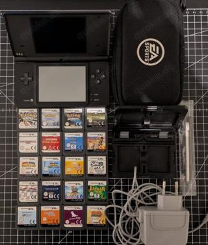  Nintendo DS mit zahlreichen Spielen