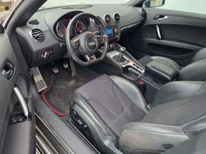 Audi TT 2.0 TDI Roadster quattro, S Line, Xenon, PDC, SHZ Bild 4