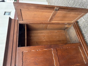 Mächtiger Biedermeier  Schrank in Massiv Eiche um 1850 Wohnfertig Bild 4