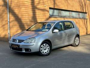 Volkswagen Golf V Lim. Tour/2.HAND/TÜV/PDC/TEMPOMAT/SHZ/KLI