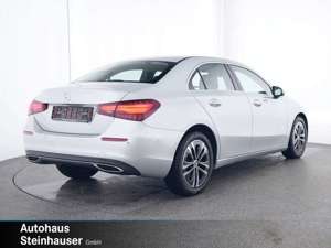 Mercedes-Benz A 200 A 200 Limousine Progressive/LED/Ambiente/MBUX Navi Bild 2