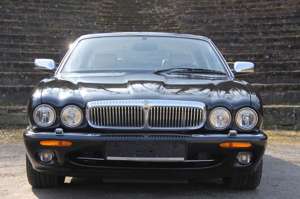 Jaguar Daimler Super V8 Langversion  2 Jahre Garantie