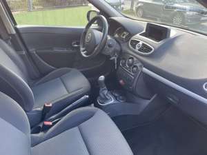Renault Clio Tom Tom Edition Bild 4