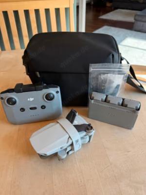  DJI Mini 2 Fly More Combo Drohne mit 4K Kamera