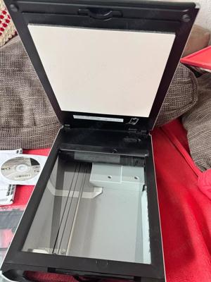 Canon CanoScan 9000F MK2   Mark 2 Flachbettscanner mit Dia Rahmen Bild 8