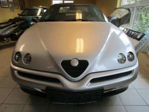 Alfa Romeo Spider 2.0 16V T.Spark L Bild 3