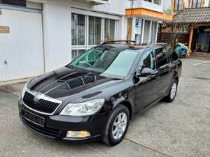 Skoda Octavia Combi Family*AHK