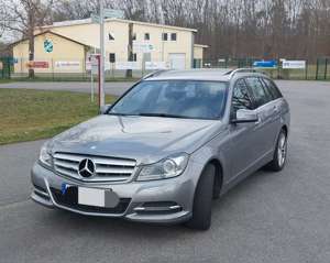 Mercedes-Benz 220 CDI T-Modell Bild 2 Mercedes-Benz 220 CDI T-Modell Bild 2