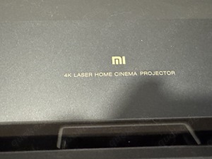 Xiaomi Mi 4K Laser Projector 150 + Hochwertiger Leinwand