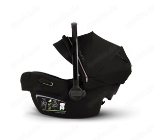 Babyschale mit Dockingstation
