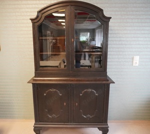 Vitrinenschrank - massiv Eiche - schwarz - Baujahr ca. 1890-1920 gut erhalten