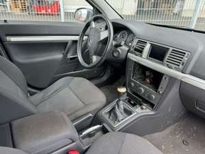 Opel Vectra 1.8 Caravan Elegance Bild 3