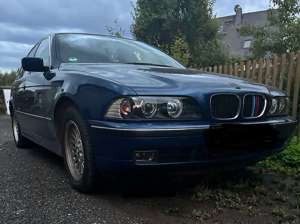 BMW 523 523i