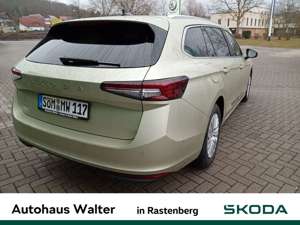 Skoda Superb Combi 2.0 TDI Selection DSG AHZV SH Bild 4
