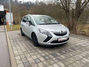 Opel Zafira C Tourer Edition***TÜV-NEU *** Bild 3