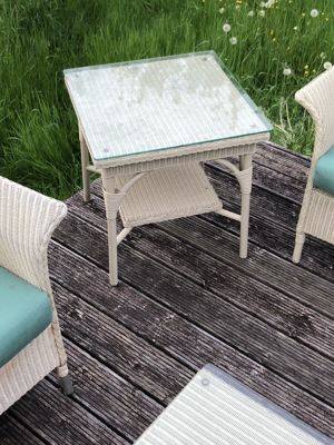 GARPA Classic Loom Club für 5 Personen mit Tischen und Kissen